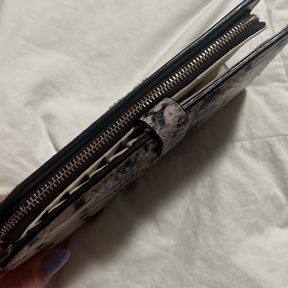 Coach wallet used - Picture 4 of 4